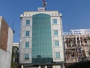 Hotel Amber Лакхнау Экстерьер фото