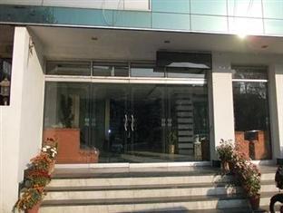 Hotel Amber Лакхнау Экстерьер фото
