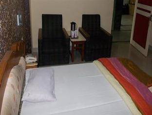 Hotel Amber Лакхнау Экстерьер фото
